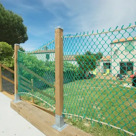 Maison Pour 6 Avec Jardin Sud Et Parking A - Fr-1-835-21 Holiday home *